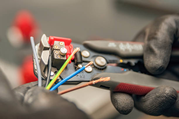 Best Electrician Near Me  in De Pue, IL